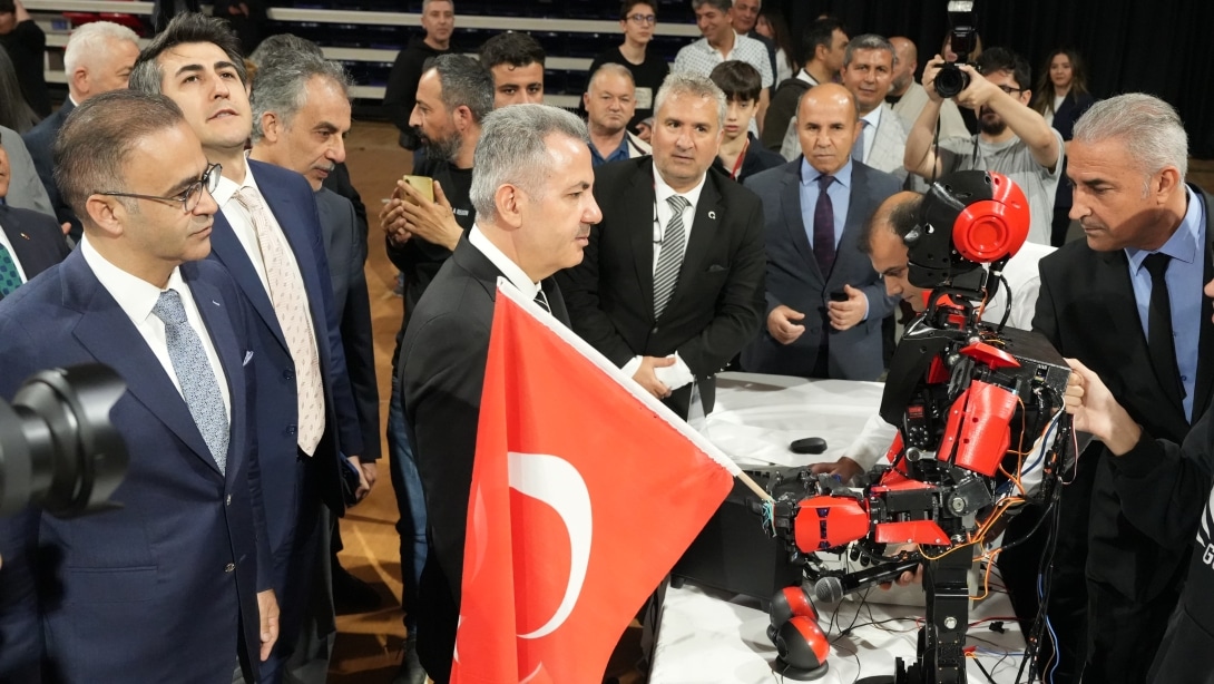 Bayraklıda Okullar Tatil mi?